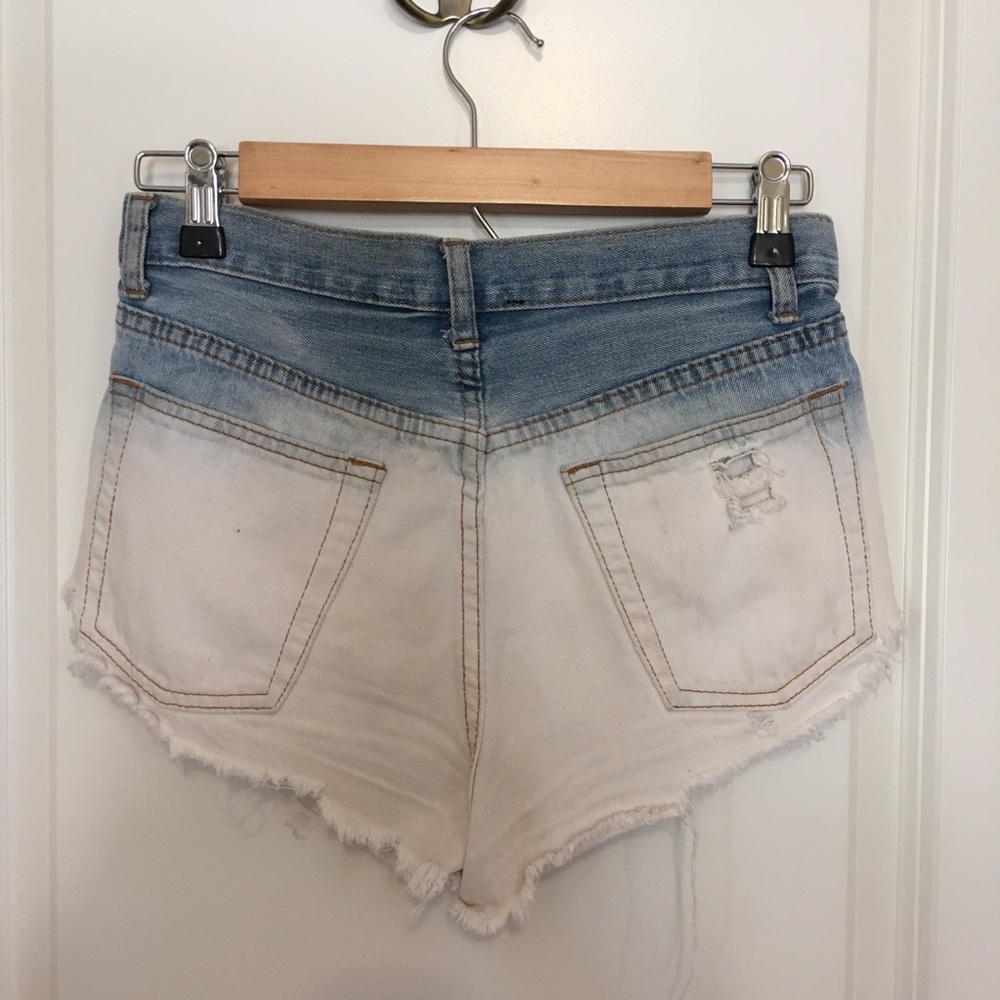 Ombré distressed high-waisted shorts - Picture 2 of 5